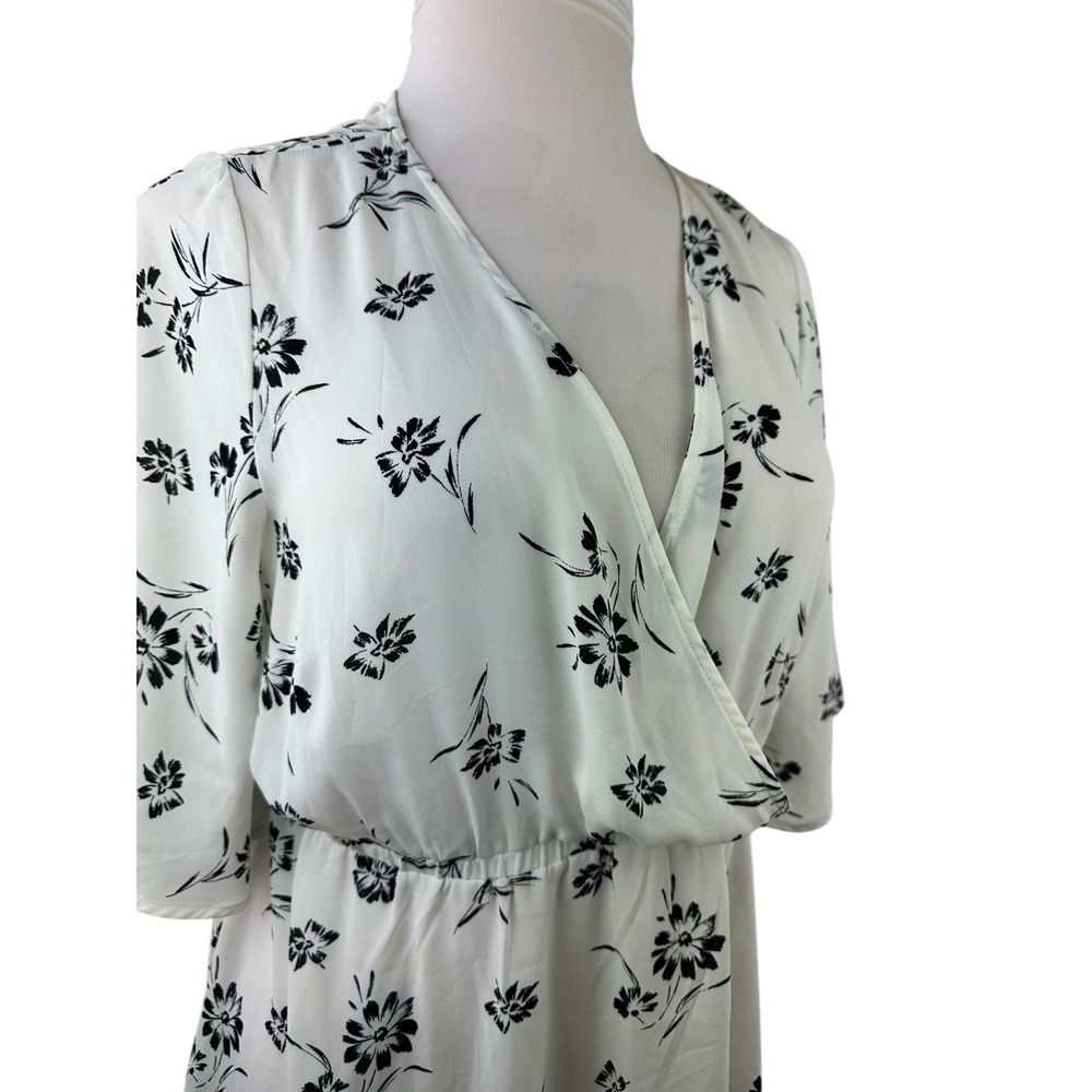 NWT Torrid Floral Georgette Flutter Sleeve Surplice Blouse Sheer Plus Size 1X - Picture 3 of 14